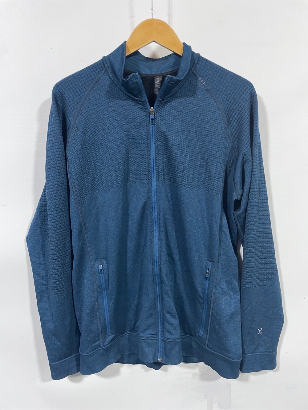 lululemon athletica Men's Deep Blue Textured Full-Zip Performance Jacket